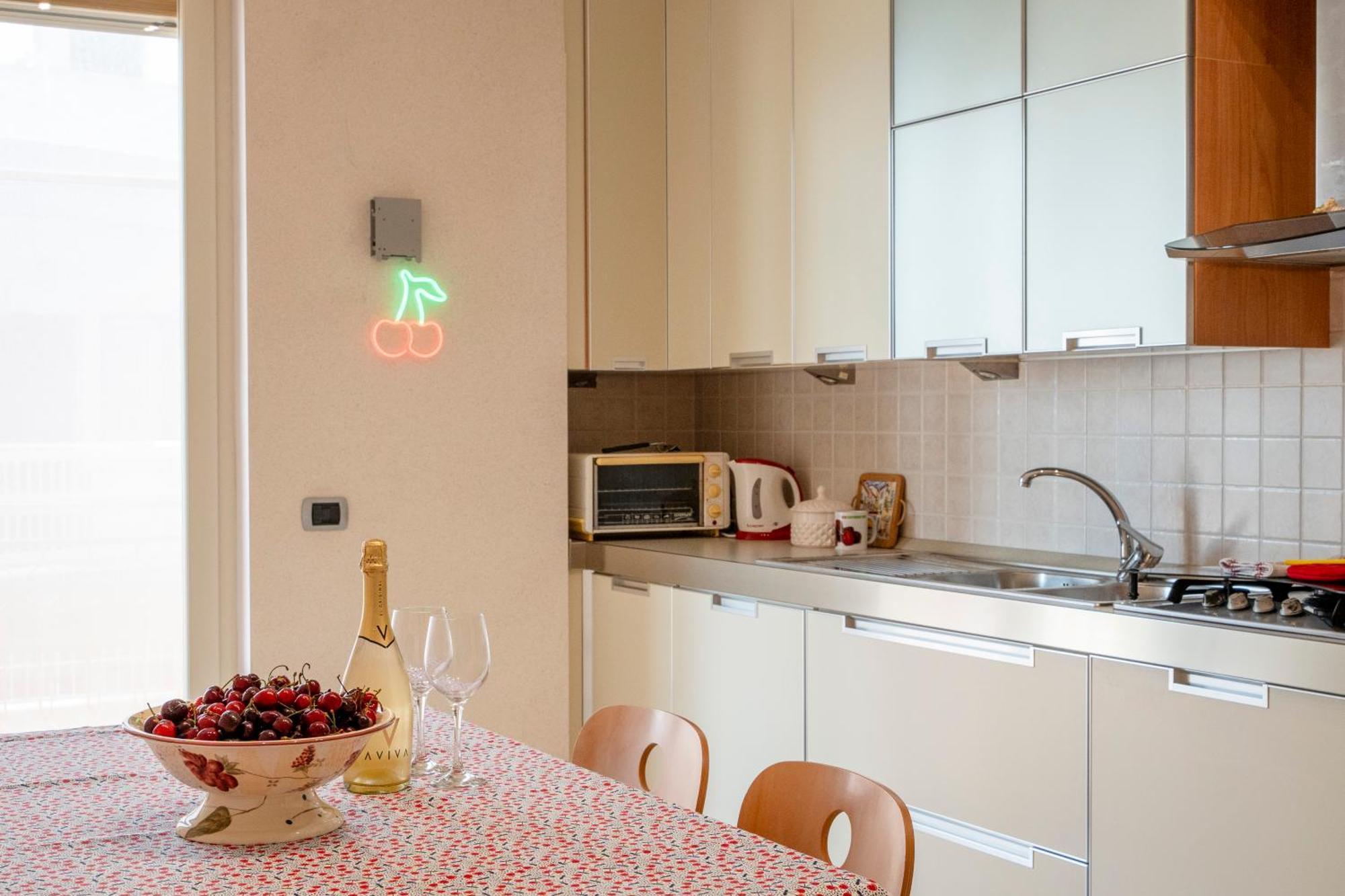 Cherry House مونوبولي المظهر الخارجي الصورة