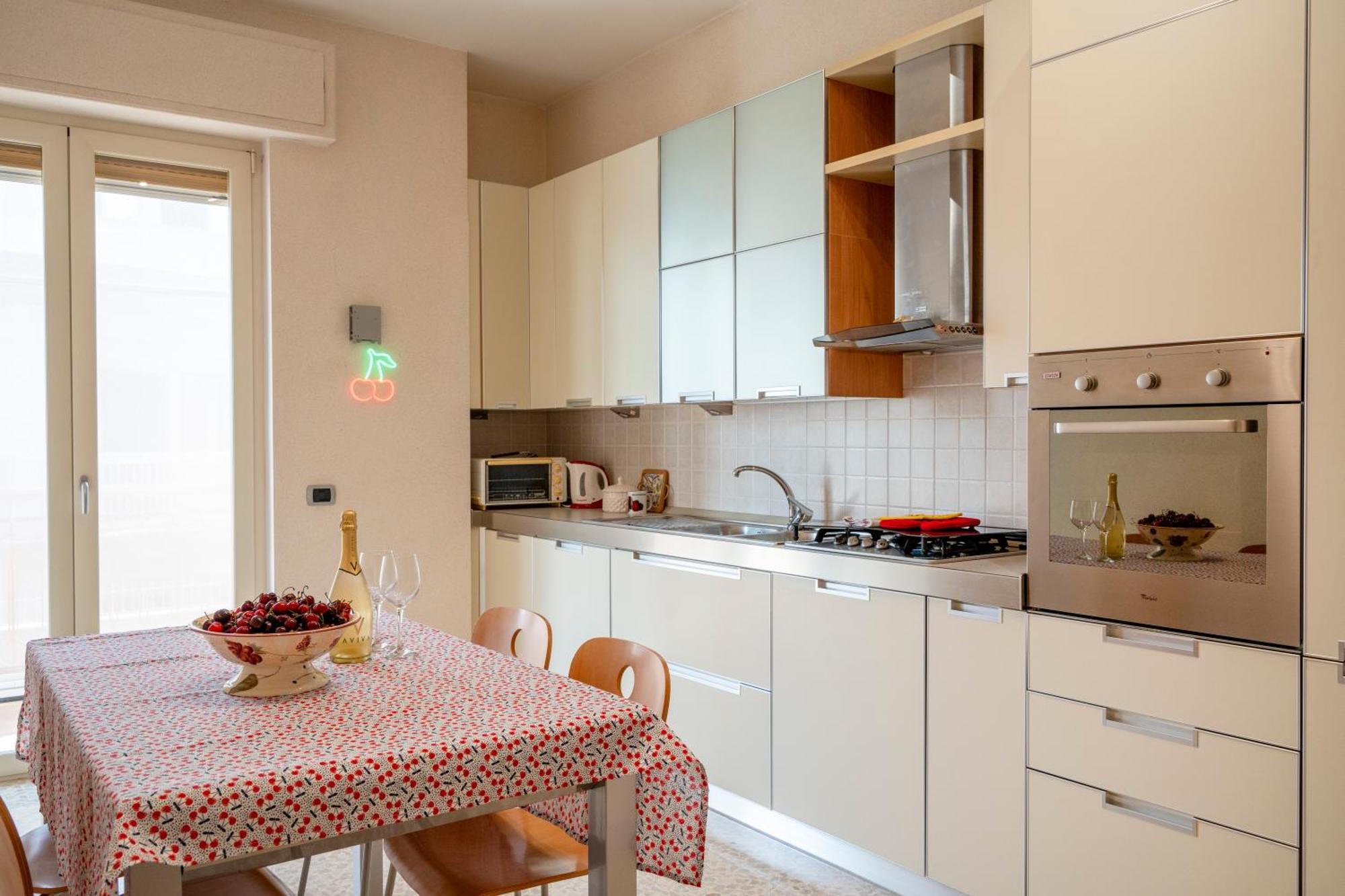 Cherry House مونوبولي المظهر الخارجي الصورة