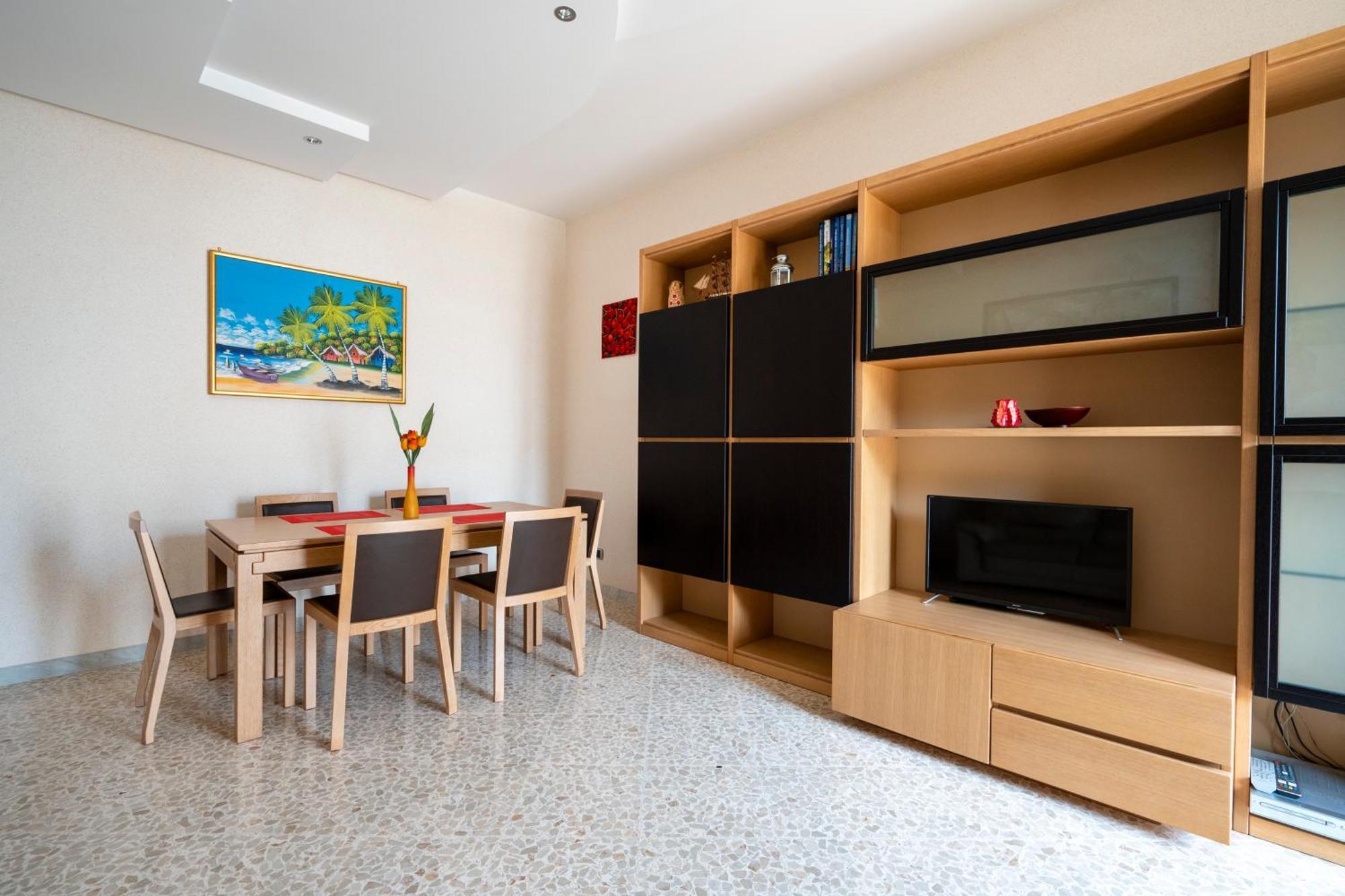 Cherry House مونوبولي المظهر الخارجي الصورة